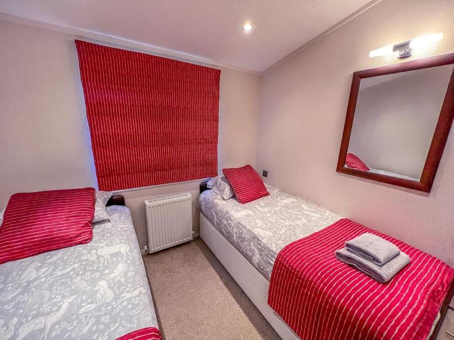 Lakeside View Wisbech Exterior foto