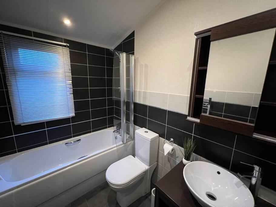 Lakeside View Wisbech Exterior foto